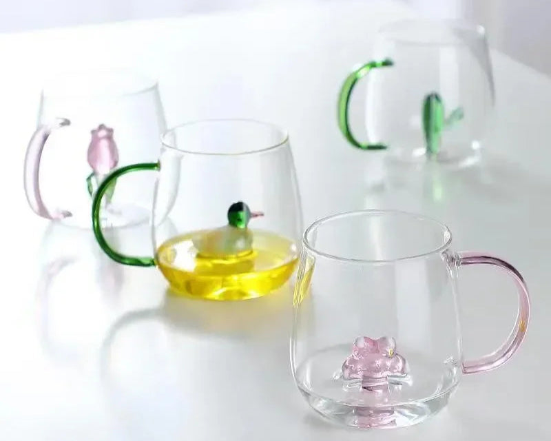 Blüten glass mug – transparent blossom-patterned design – Die-Tassen.de